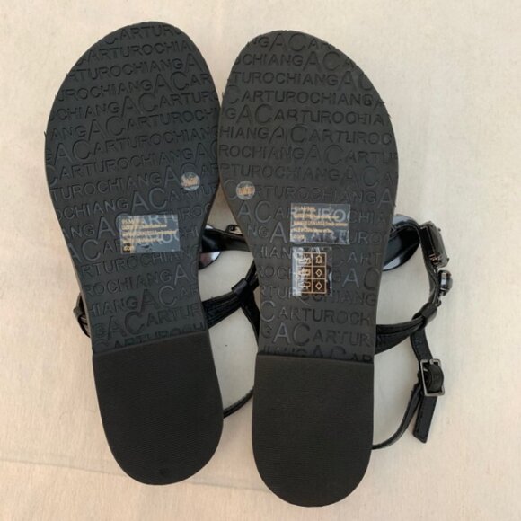 Arturo Chiang Women's Leather Sandals - Picture 8 of 9